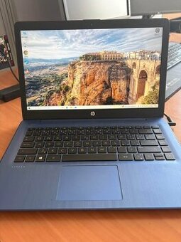 PLNĚ FUNKČNÍ NOTEBOOK HP/AMD A4-9120 RADEON/W10