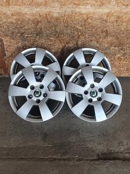 5 x 112 r 15" orig Škoda Alu kola disky elektrony liťáky