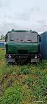 Tatra 815