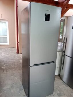 Lednice s mrazakem Dewo - 1