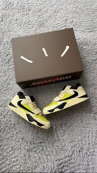 Jordan Jumpman Jack TR Travis Scott Bright Cactus