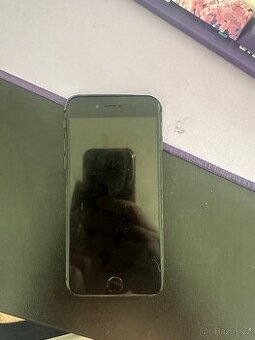iPhone 8