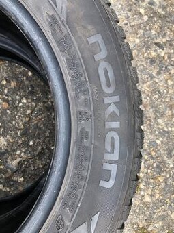 Zimní pneu 185/65R15