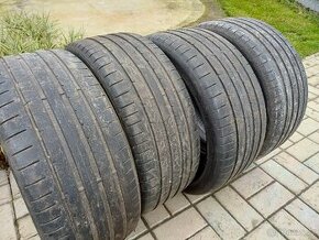 Dunlop sport maxx 225x40 r18