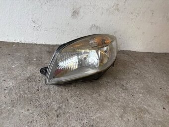 Fabia 2 přední levé světlo