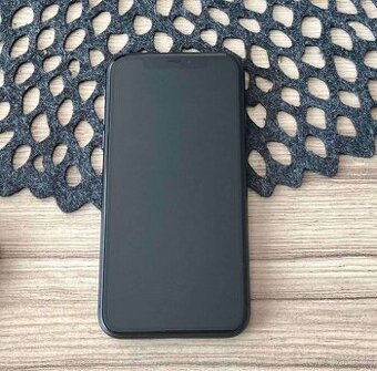 iPhone 11 64GB v Toop stavu