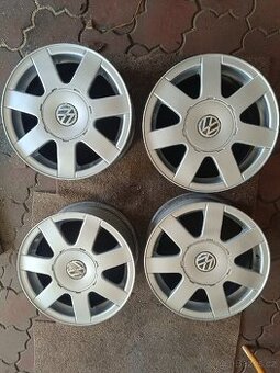 Al. Kola R15 5x112 originál Volkswagen