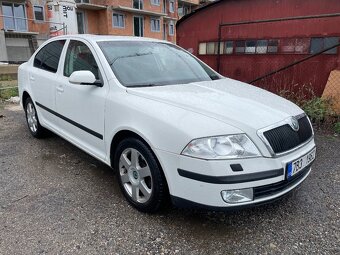 Škoda Octavia 1.6 i DSG automat