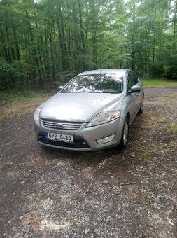 Ford Mondeo Ghia