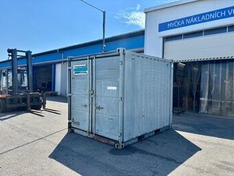 Stavební buňka 3m délky / regály a elektroinstalace