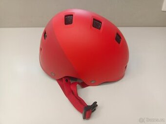 Dětská cyklistická přilba