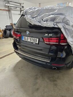 BMW X5 3,0 x Drive 30d-tažné na 2700kg Top stav – 94 tis. Km