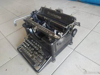 Prodám psací stroj REMINGTON