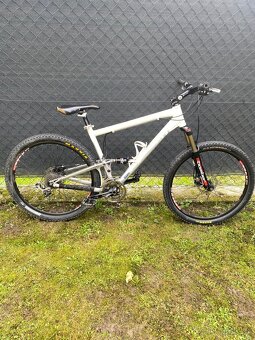 Prodám kolo Giant anthem