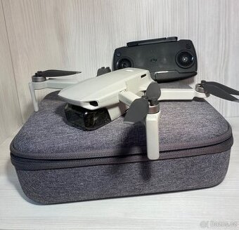 DJI Mavic Mini Fly More Combo – jako nový + nabíjecí stanice