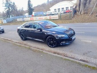 Skoda Superb original Alu Kola R19