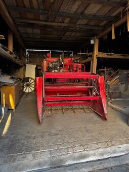 kombajn Massey Ferguson 30