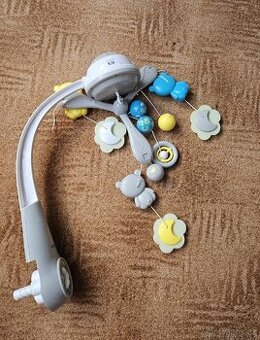 Kolotoč nad postýlku