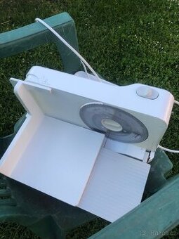 Kráječ na chleba zn. Zelmer