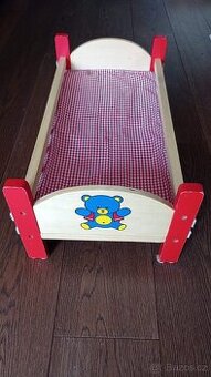 Dřevěná postýlka pro panenku