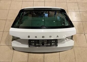 Páté dveře, Škoda Superb III-3 LS9R