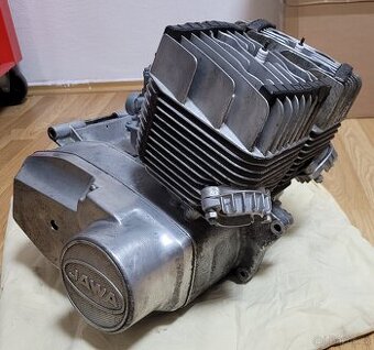 Motor Jawa 350/638
