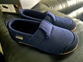 Detske pantofle vel 27, nove
