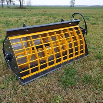 Míchací lopata na beton