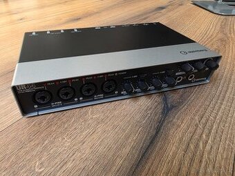 Steinberg UR44 USB zvuková karta