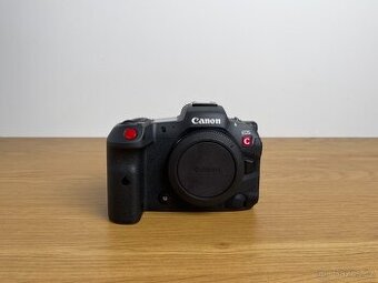Canon EOS R5 C + 6ks baterie