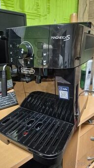 Delonghi magnifica s