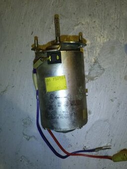 Nový motorek topení Tatra Škoda Liaz