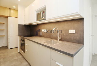 Pronájem bytu 3+1/B, 80m2, ul. Jahodová, Praha 10 - Zahradní