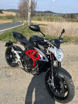 MV Augusta Brutale 800