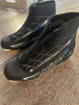 Dámské boty na klasiku vel.39