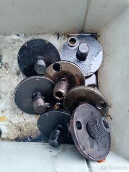 Škoda 105L 120L 130L Garde Rapid šroub plnoprůtok