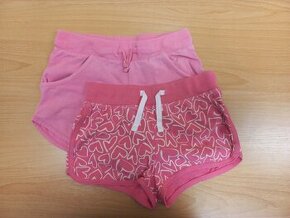 Kraťasy vel. 122, 128