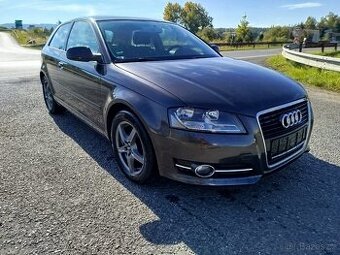 AUDI A 3...1.2 TFSI..77kW...r.v.2012