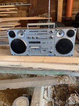 Radiomagnetofon Kondor