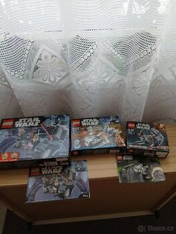 Krabice Lego s plánky