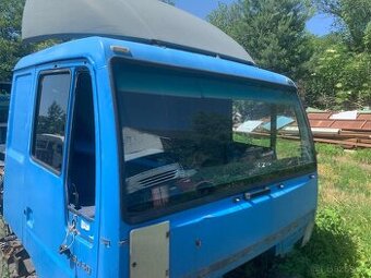 Čelní okno MAN L2000