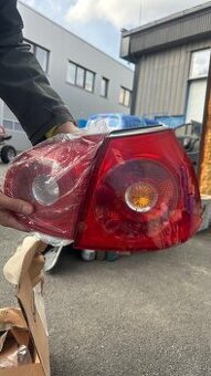 Zadní světlo pravé Golf V