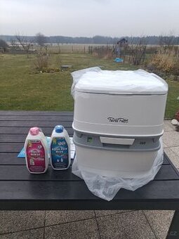 WC Tretford Porta 365 nové, nepoužité včetně chemie