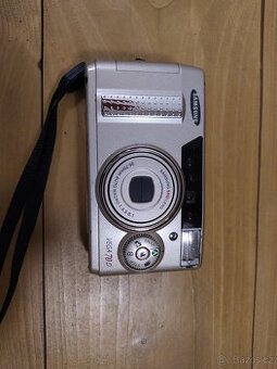 Fotoaparát Samsung Vega 70D