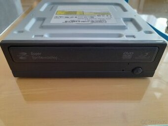 Multifunkční DVD mechanika