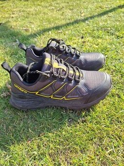 Trekové boty