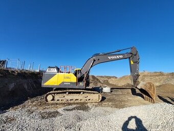 Pásové rypadlo VOLVO EC250ENL