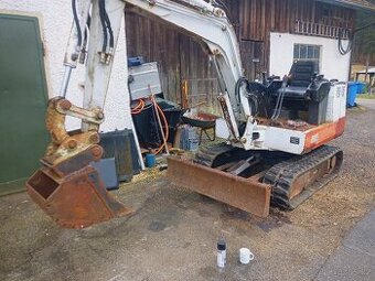 Minibagr zn. Bobcat 225