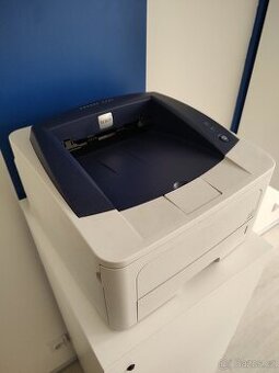 ČERNOBÍLÁ A4 LASEROVÁ TISKÁRNA XEROX PHASER 3250