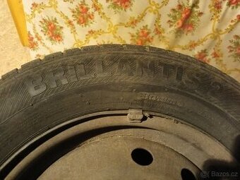 Pneu s plechovými disky 185/65 r14 z Fiatu - 1